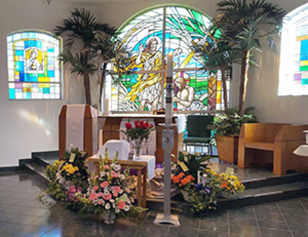 Memorial Mass in the chapel with cremains